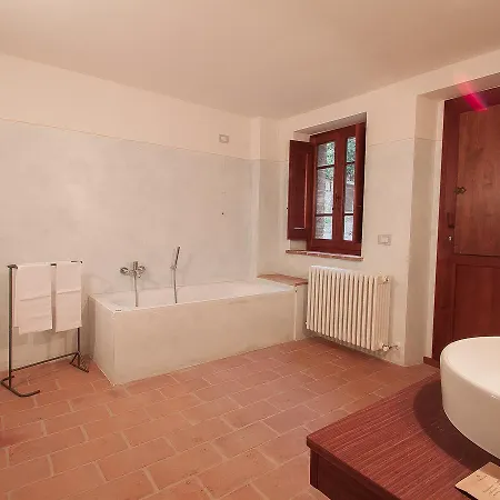 Locazione Turistica Borgo Monticelli.16 Apartment *